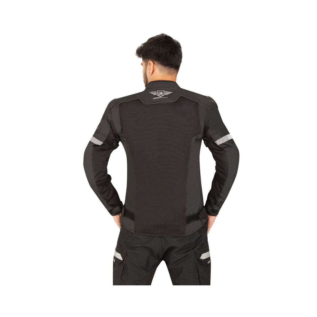 L2 Addon Pro Herrenjacke schwarz, Rückansicht mit Logo am Kragen