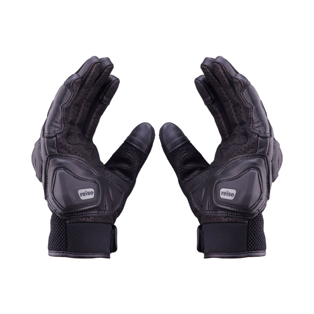 Austra riding gloves in dark black with knuckle pads and adjustable wrist strap