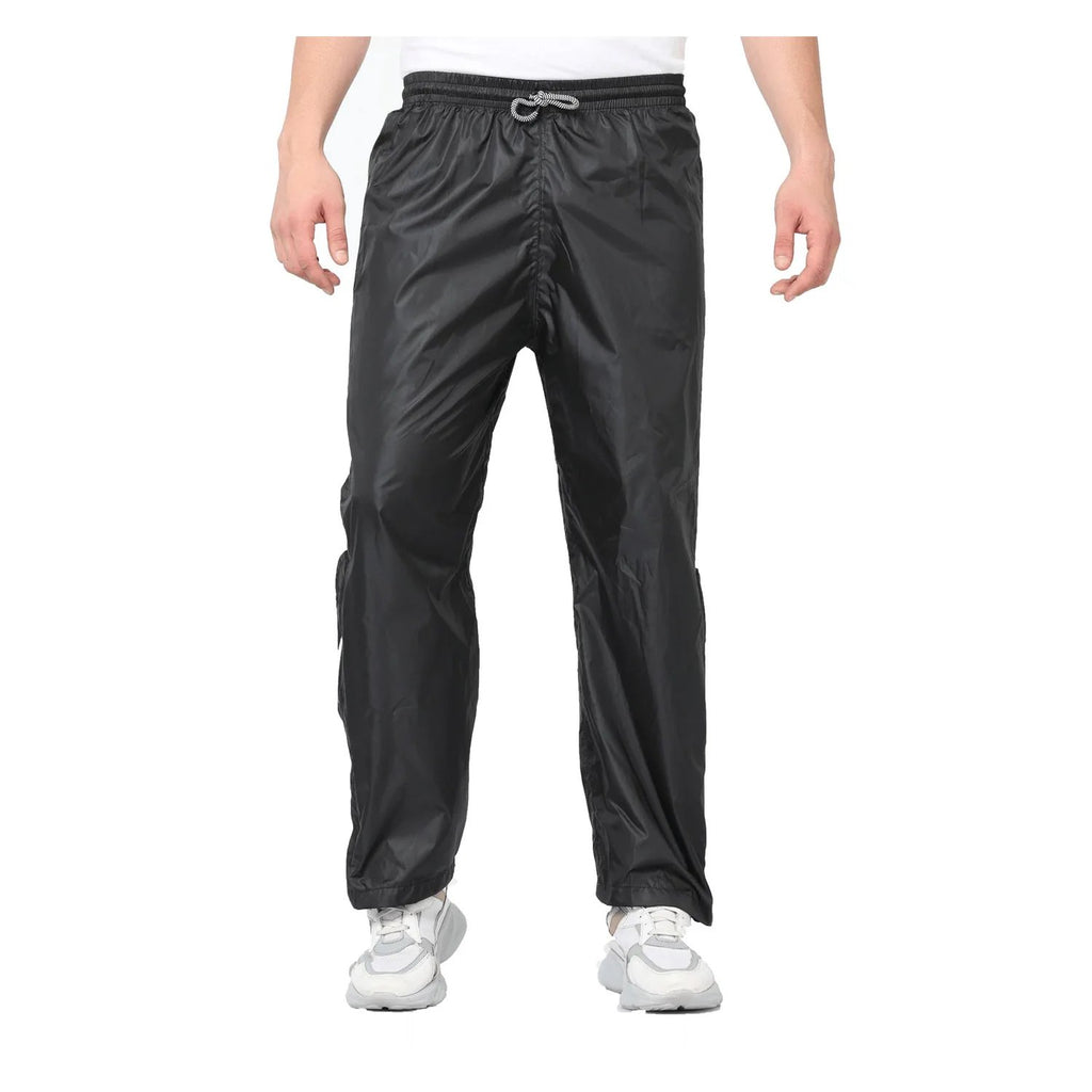 Solace RainPro V3.0 pant in black, detail of sealed seams and pockets